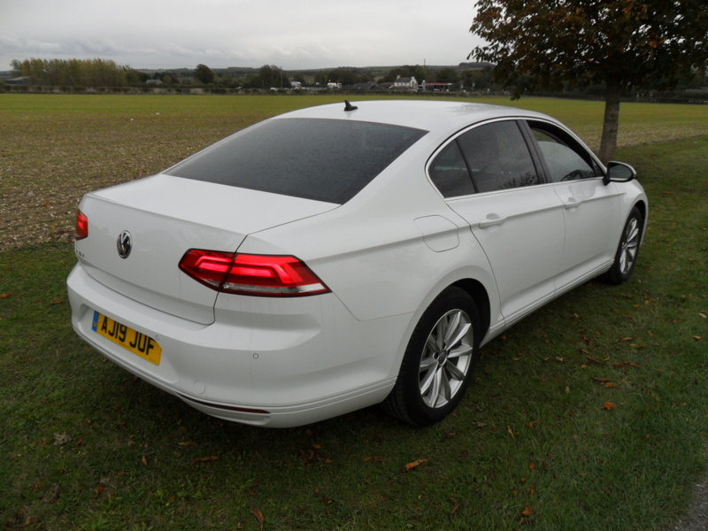 VOLKSWAGEN PASSAT SE BUSINESS TSI EVO DSG 2019