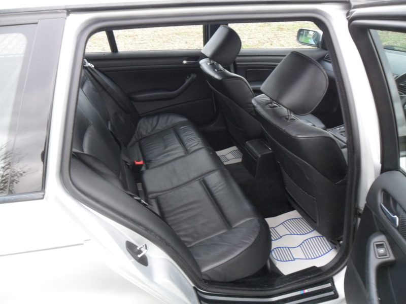 BMW 3 SERIES 330I SPORT TOURING 2003