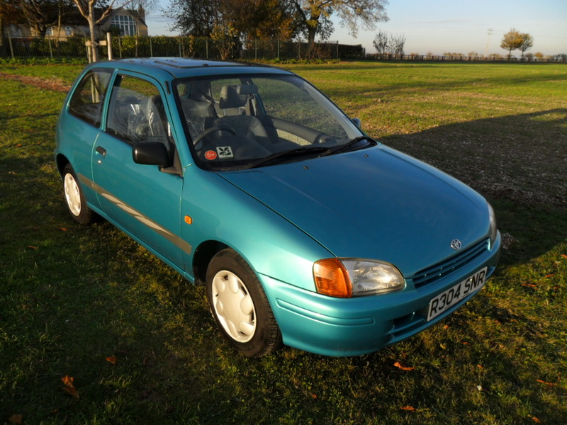 TOYOTA STARLET SPORTIF 1.3 1998