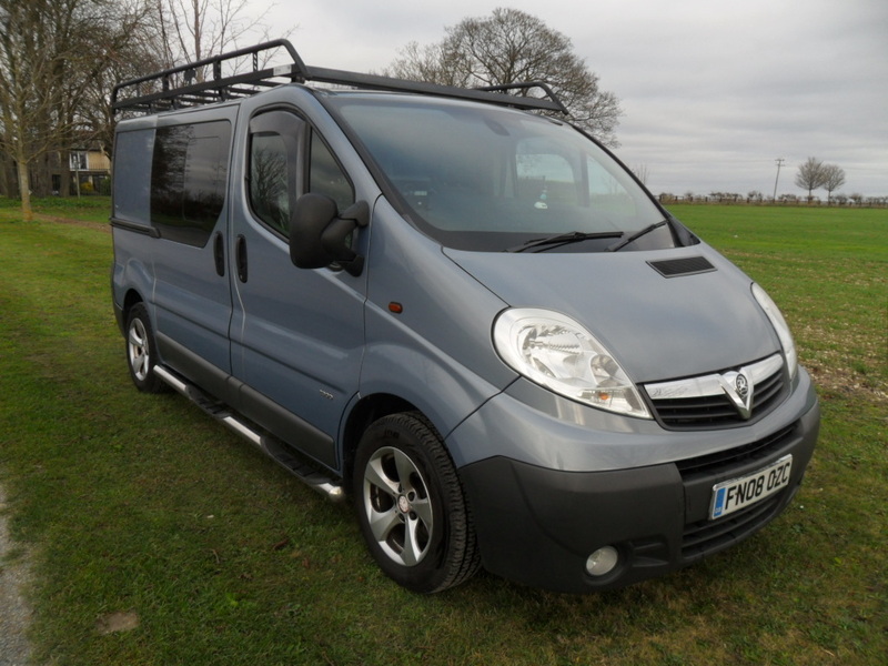 VAUXHALL VIVARO 2900CDTI SWB DCB 115 2008