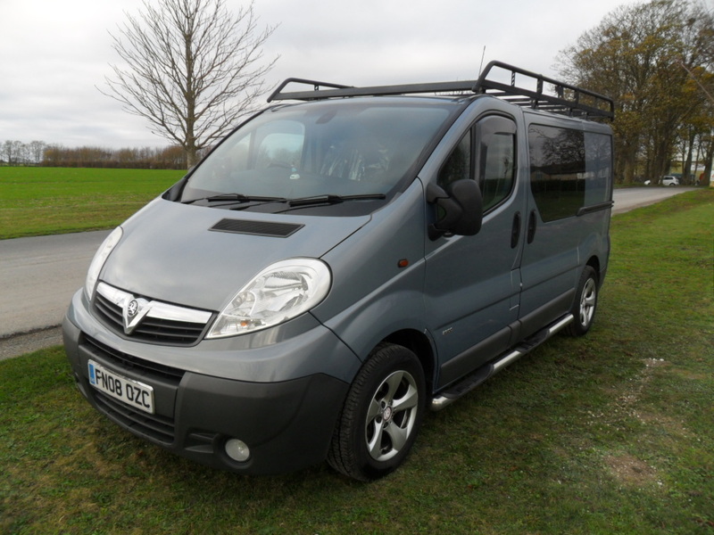 VAUXHALL VIVARO 2900CDTI SWB DCB 115 2008