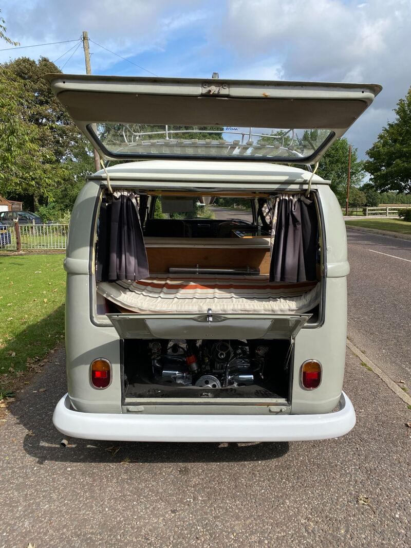 VOLKSWAGEN CARAVAN t2 motor caravan 1971