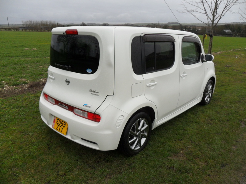 NISSAN CUBE 1.5 RIDER AUTECH AUTO 2009