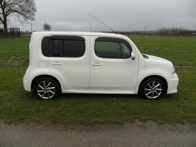 NISSAN CUBE 1.5 RIDER AUTECH AUTO 2009