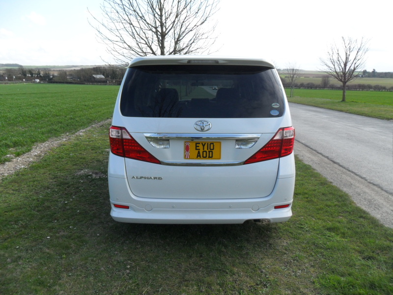 TOYOTA ALPHARD 2.4 prime selection auto 2010