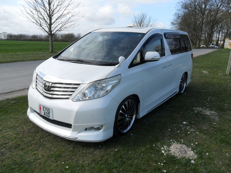 TOYOTA ALPHARD 2.4 prime selection auto 2010