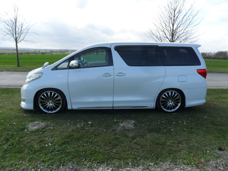 TOYOTA ALPHARD 2.4 prime selection auto 2010