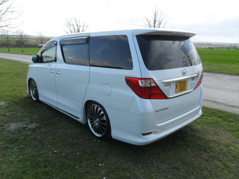 TOYOTA ALPHARD 2.4 prime selection auto 2010