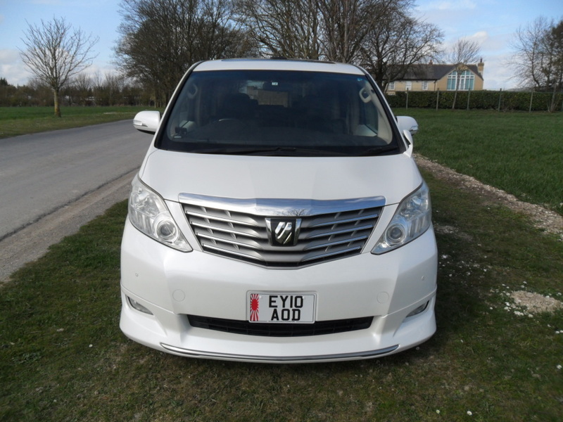 TOYOTA ALPHARD 2.4 prime selection auto 2010