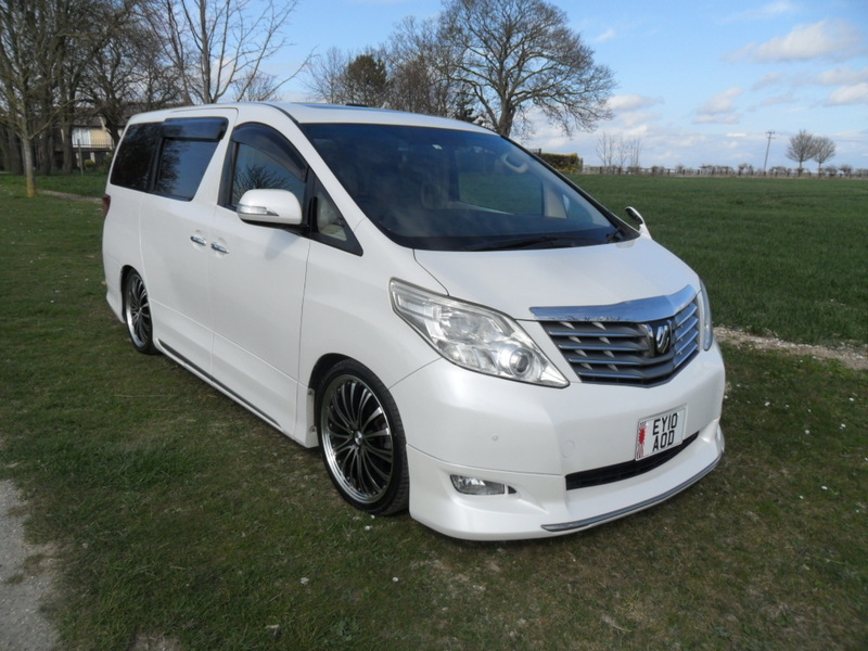 TOYOTA ALPHARD 2.4 prime selection auto 2010