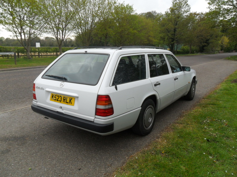 MERCEDES-BENZ 200 200TE AUTO 1993