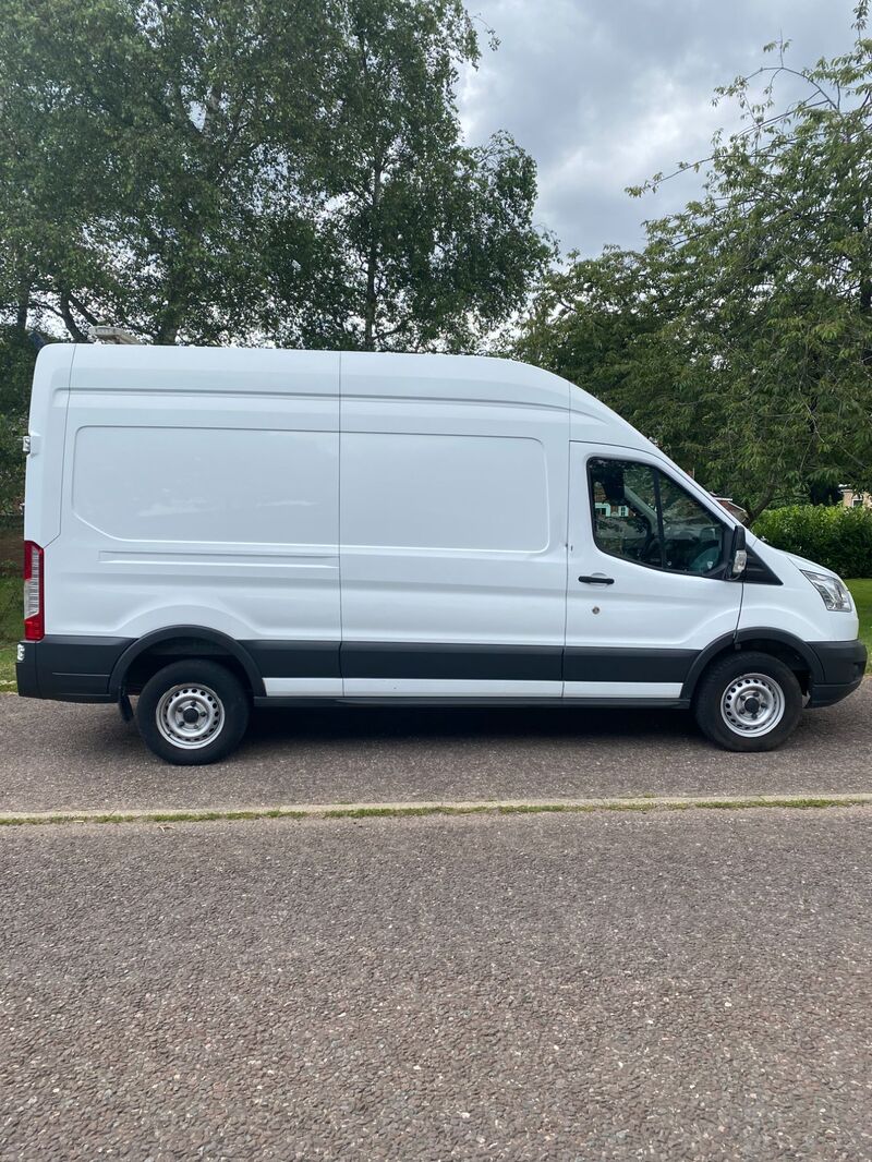 FORD TRANSIT 350 HR PV 2014