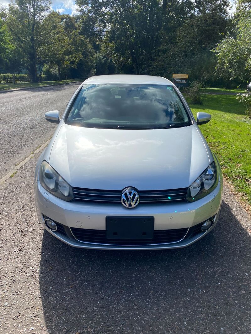 VOLKSWAGEN GOLF HIGHLINE DSG PETROL 2011