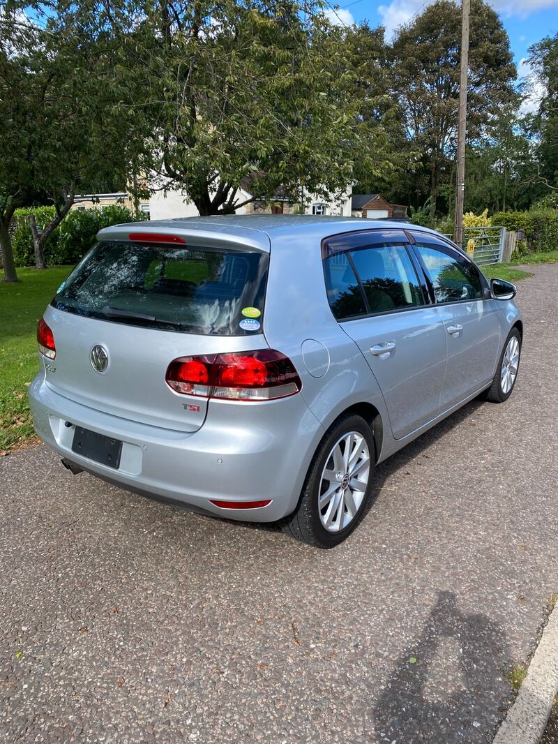 VOLKSWAGEN GOLF HIGHLINE DSG PETROL 2011