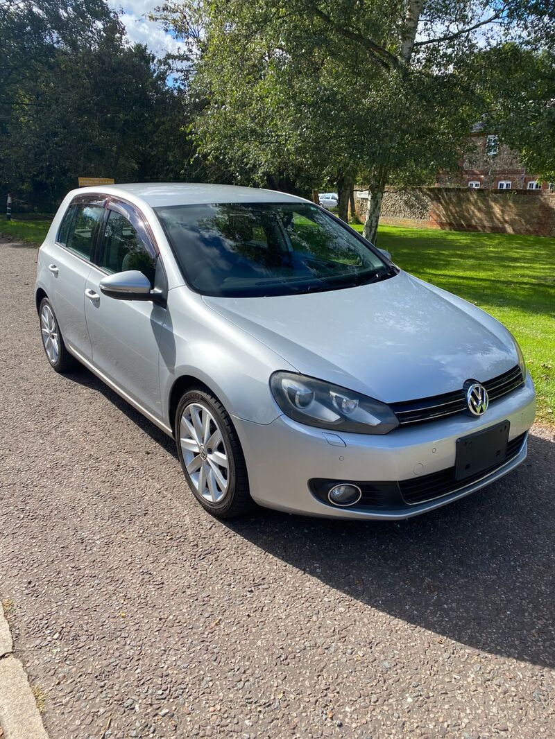 VOLKSWAGEN GOLF HIGHLINE DSG PETROL 2011