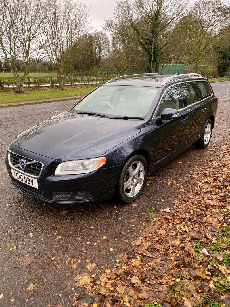 VOLVO V70 D3 SE LUX 2010