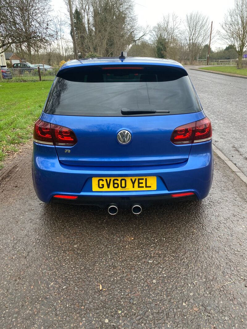 VOLKSWAGEN GOLF GOLF R 2011