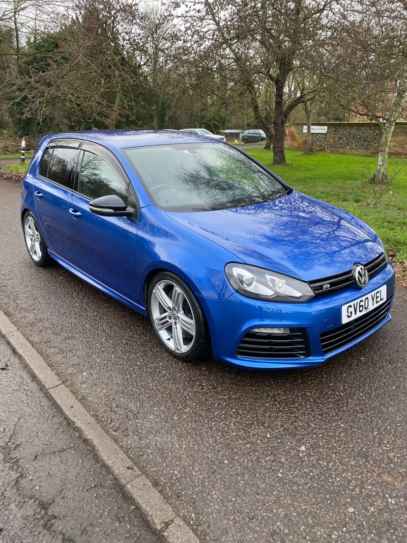 VOLKSWAGEN GOLF GOLF R 2011