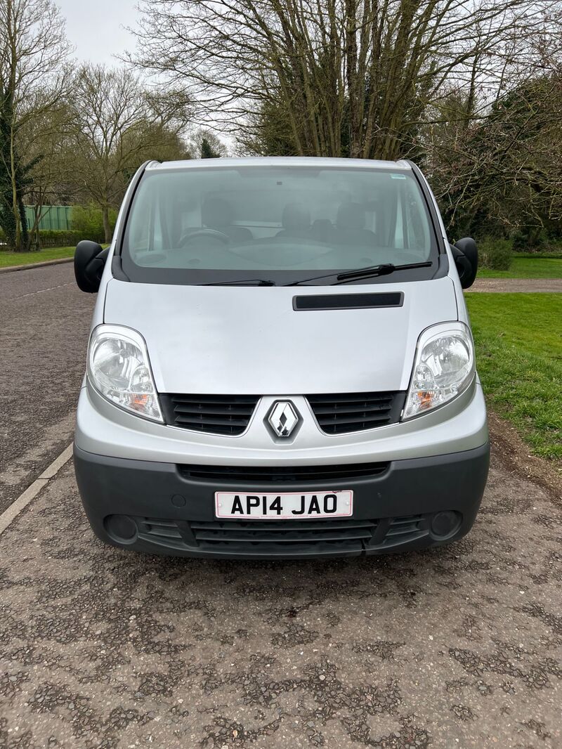 RENAULT TRAFIC LL29 DCI SR PV EXTRA 2014