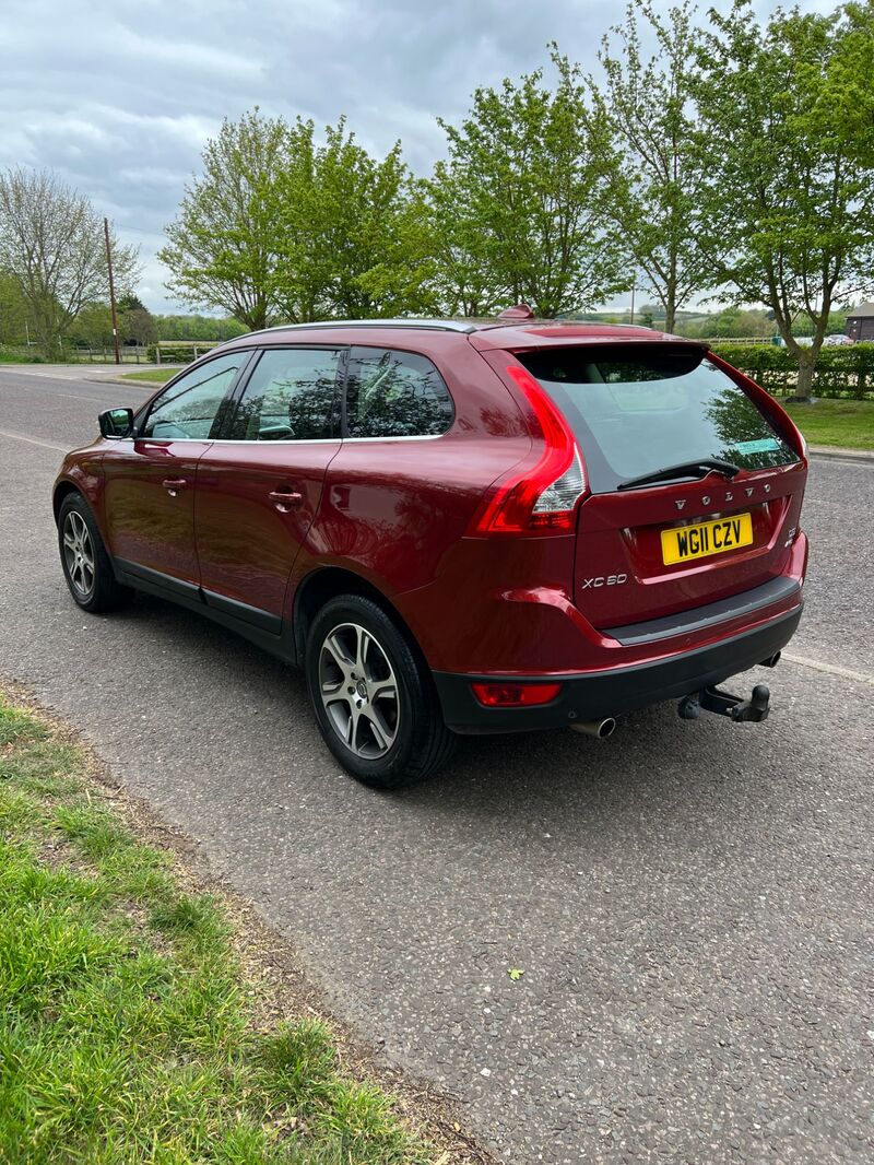 VOLVO XC60 D5 SE LUX AWD 2011