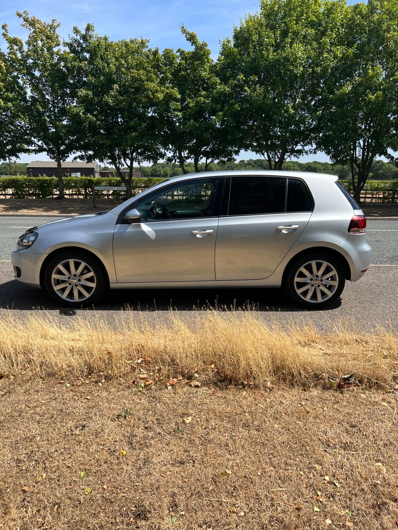 VOLKSWAGEN GOLF 1.4tsi match dsg automatic 2010