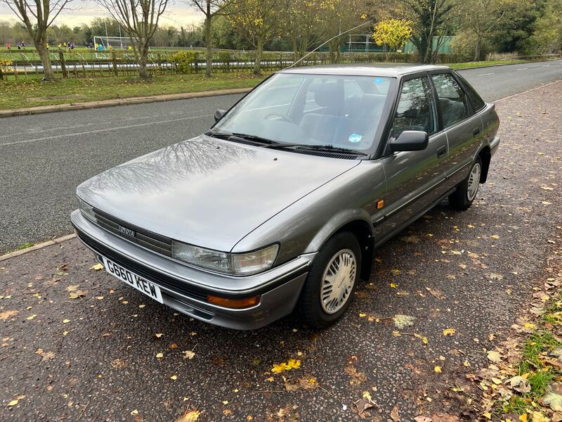 TOYOTA COROLLA GL AUTO 1989