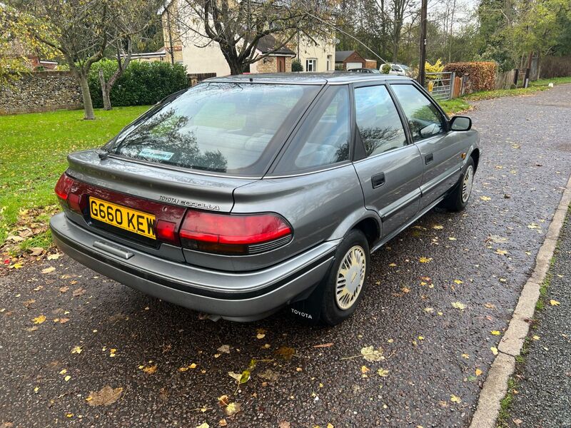 TOYOTA COROLLA GL AUTO 1989