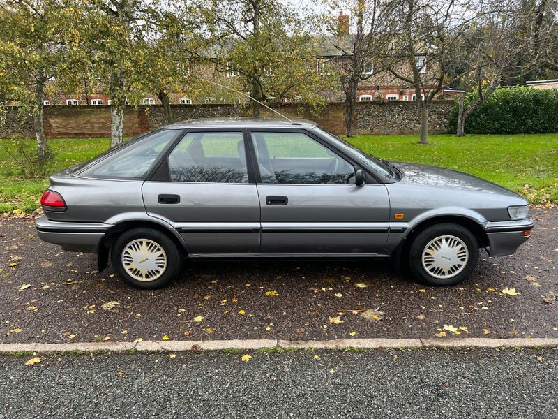 TOYOTA COROLLA GL AUTO 1989