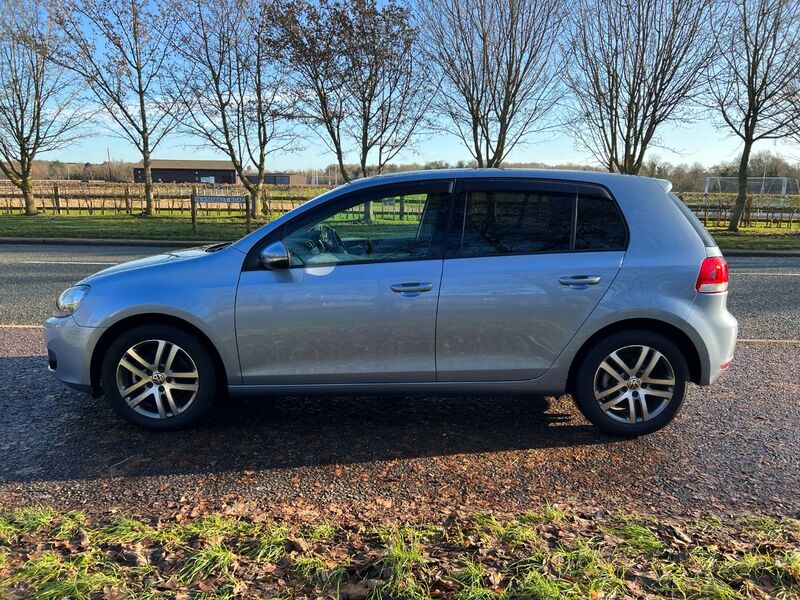 VOLKSWAGEN GOLF 1.4tsi automatic 2009