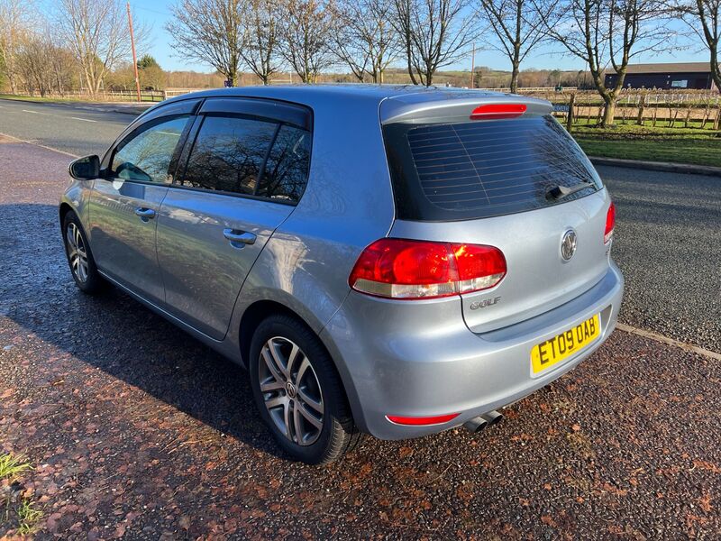 VOLKSWAGEN GOLF 1.4tsi automatic 2009