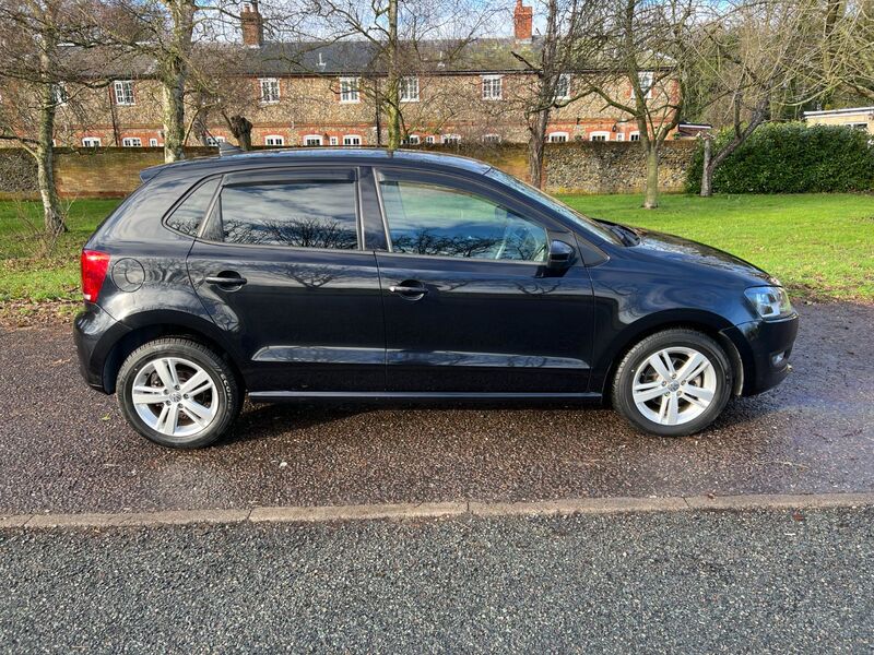 VOLKSWAGEN POLO 1.2tsi se automatic 2014