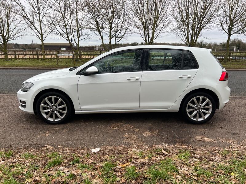 VOLKSWAGEN GOLF mk7 tsi se 2013