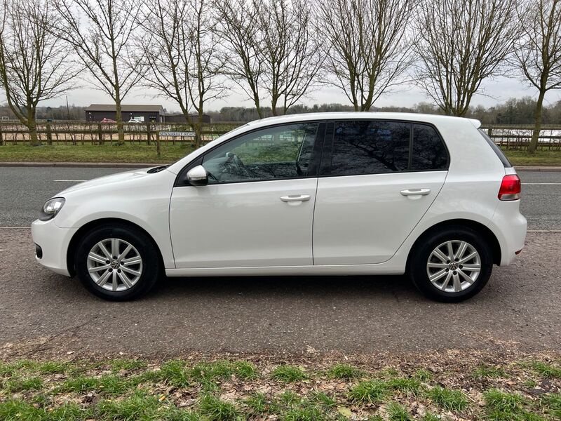 VOLKSWAGEN GOLF 1.2tsi se automatic 2012