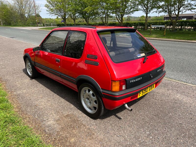 PEUGEOT 205 GTI 1988