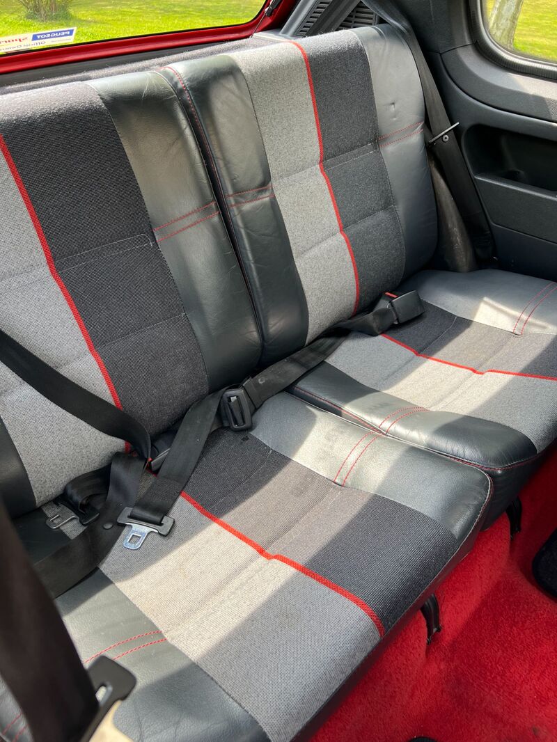 PEUGEOT 205 GTI 1988