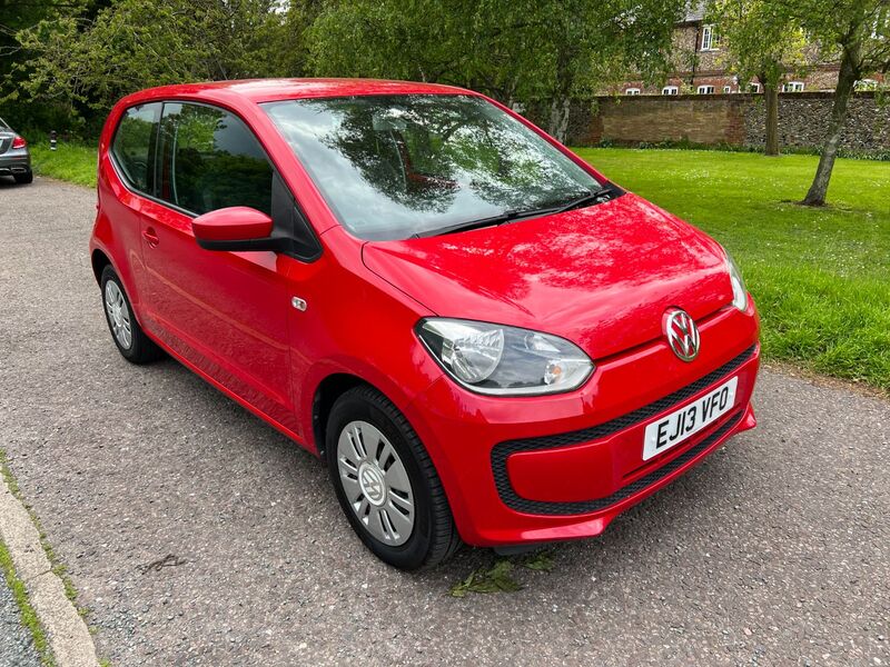 VOLKSWAGEN UP move up 2013