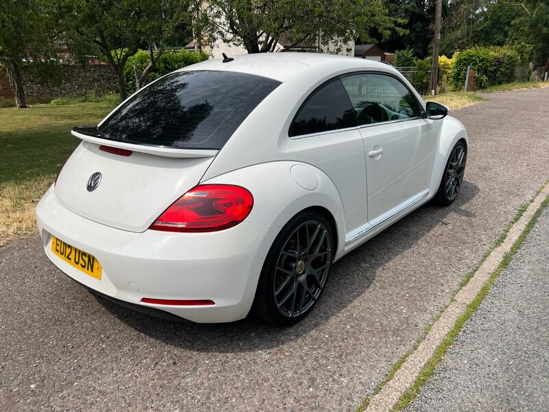 VOLKSWAGEN BEETLE 1.2tsi dsg leather design 2012