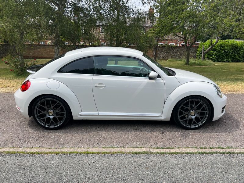 VOLKSWAGEN BEETLE 1.2tsi dsg leather design 2012