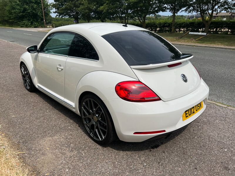 VOLKSWAGEN BEETLE 1.2tsi dsg leather design 2012