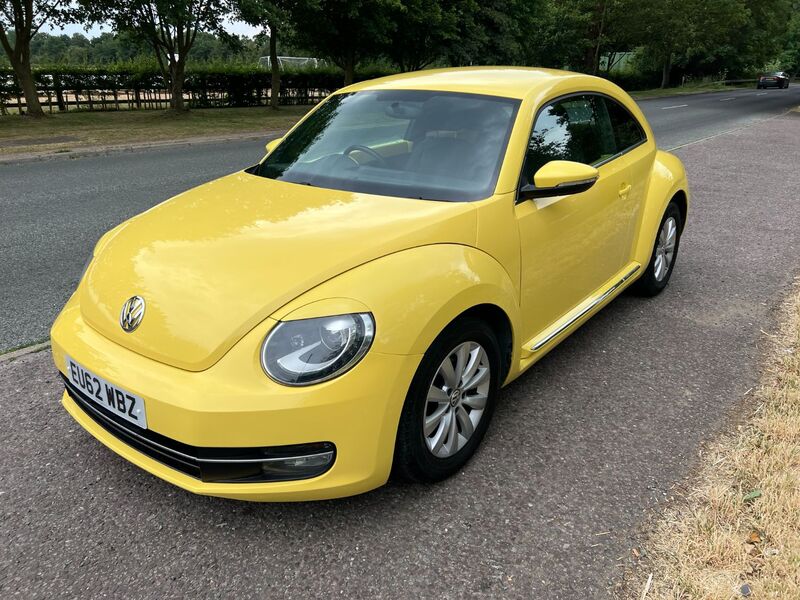 VOLKSWAGEN BEETLE 1.2tsi dsg design 2012