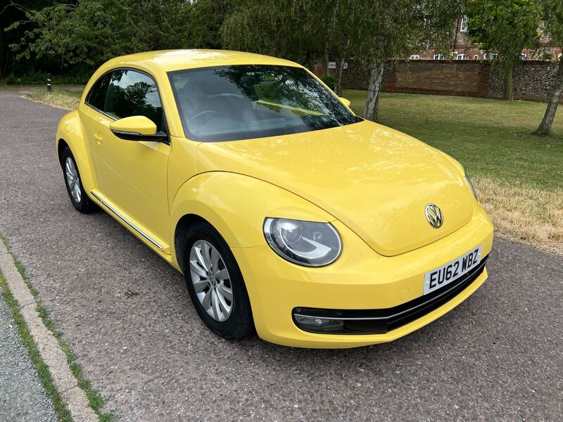 VOLKSWAGEN BEETLE 1.2tsi dsg design 2012