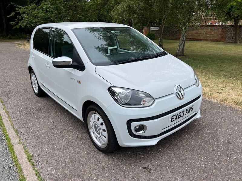 VOLKSWAGEN UP 1.0mpi white up 2013
