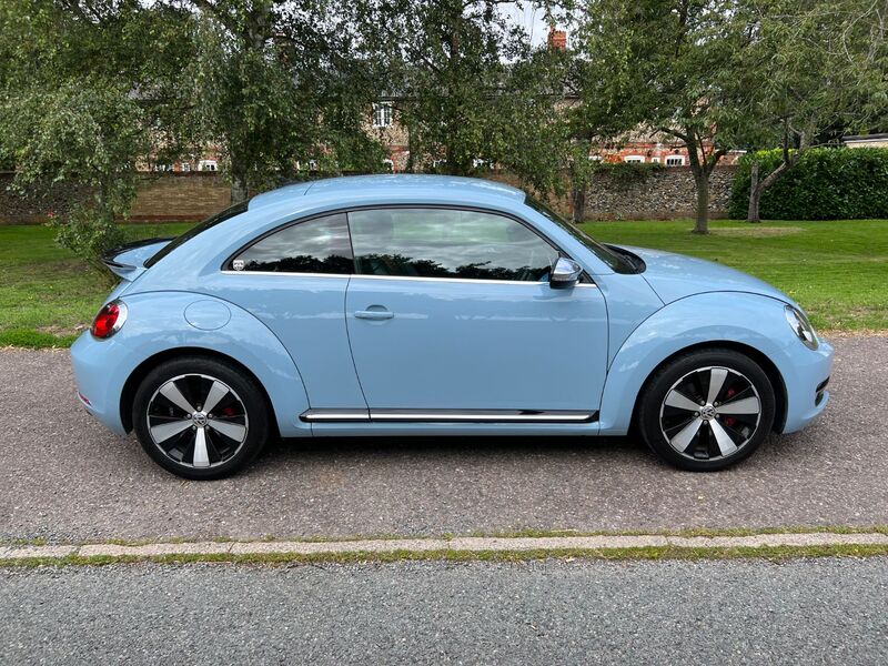 VOLKSWAGEN BEETLE GT 2.0 TURBO 2014